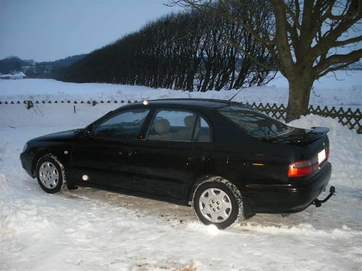 Toyota Carina E. billede 1