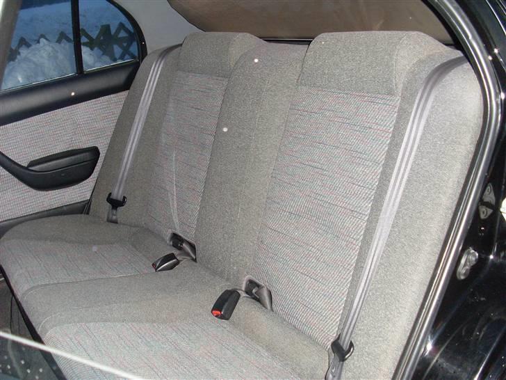 Toyota Carina E. billede 9