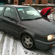 VW Golf 3 1,8 cl    SOLGT