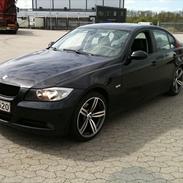 BMW 320d E90