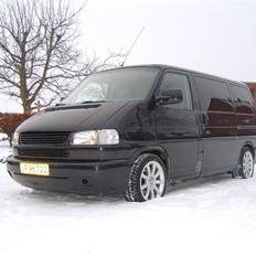 VW Caravelle