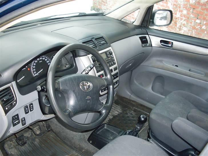 Toyota Avensis Verso Sportsvan billede 6