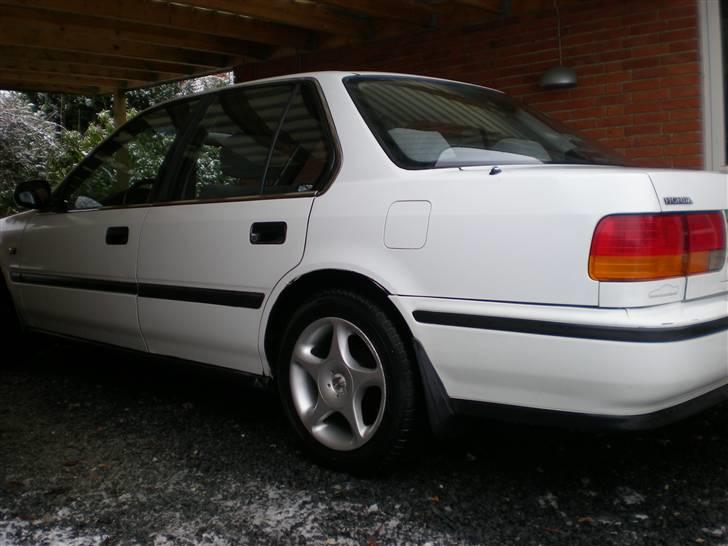 Honda Accord 2.0 EXi Solgt billede 3