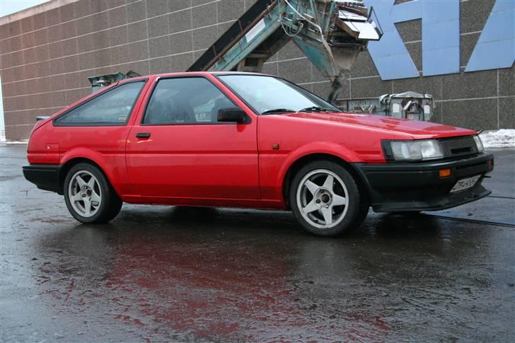 Toyota corolla ae86 coupe   SOLGT billede 1