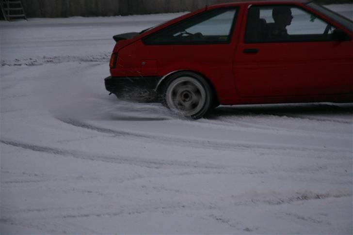 Toyota corolla ae86 coupe   SOLGT billede 15