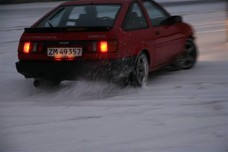 Toyota corolla ae86 coupe   SOLGT billede 17