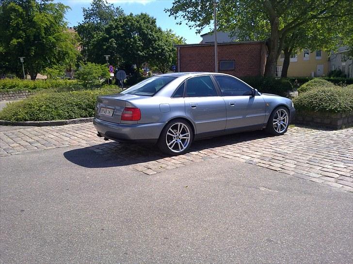 Audi A4 1,8T [Solgt] billede 1
