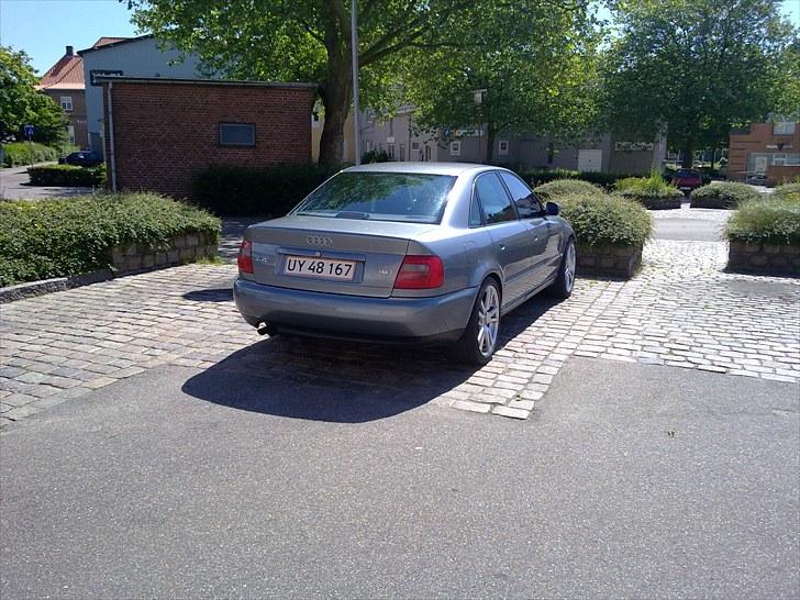 Audi A4 1,8T [Solgt] billede 2