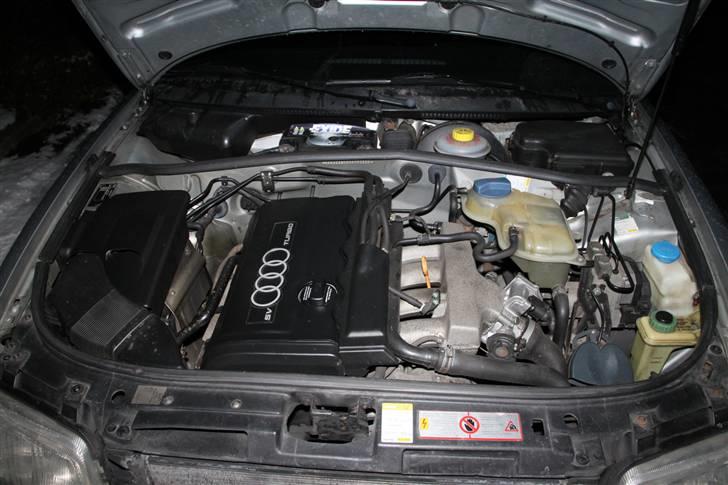 Audi A4 1,8T Quattro billede 7