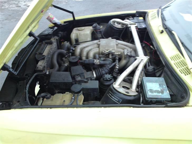 BMW E30 320 I billede 3