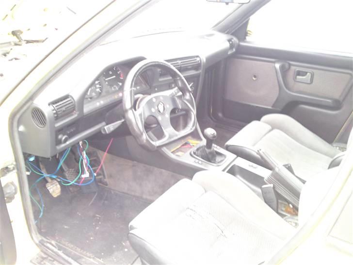 BMW E30 320 I billede 4