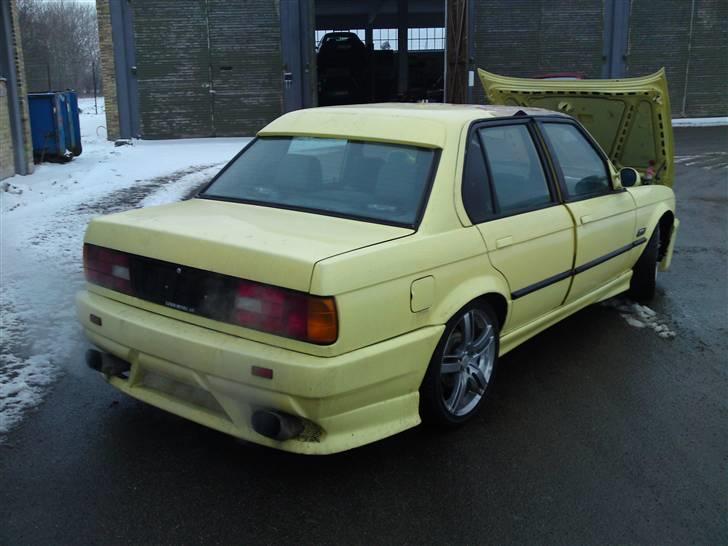 BMW E30 320 I billede 7