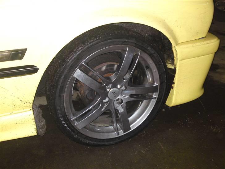 BMW E30 320 I billede 8