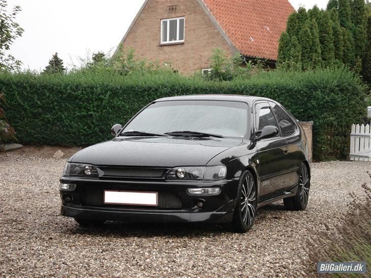 BMW 320i BYTTET - Min gamle corolla. Håber den nye kan blive lige så flot :) billede 16