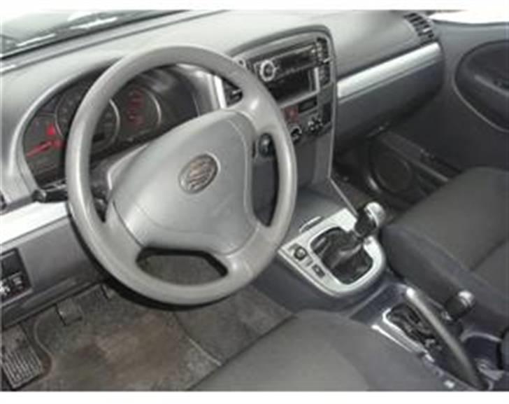 Suzuki Grand Vitara, Active van, - Kabine dog med det gammel anlæg. billede 8