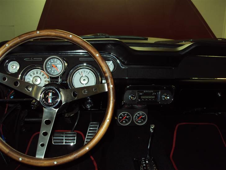 Ford Mustang 68 HT - Så kom der radio i. En Usa Lm 630 Custom billede 15