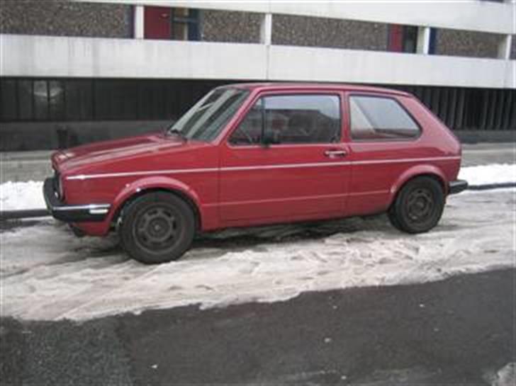 VW Golf 1  --- SOLGT ---- billede 1