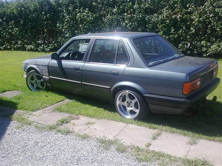 BMW E30 325i (Mtec2) Solgt billede 9