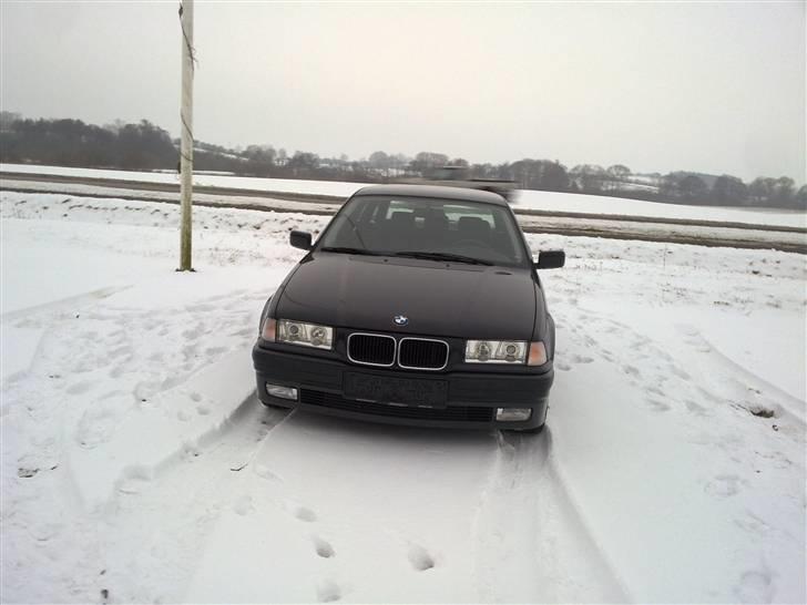 BMW E36 318i Touring - Inden der kom plader og tonede ruder. billede 20