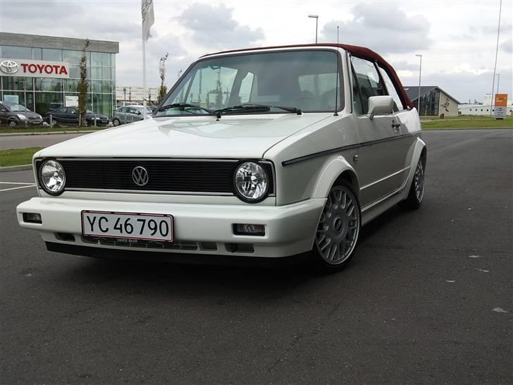 VW GOLF 1 cab billede 2