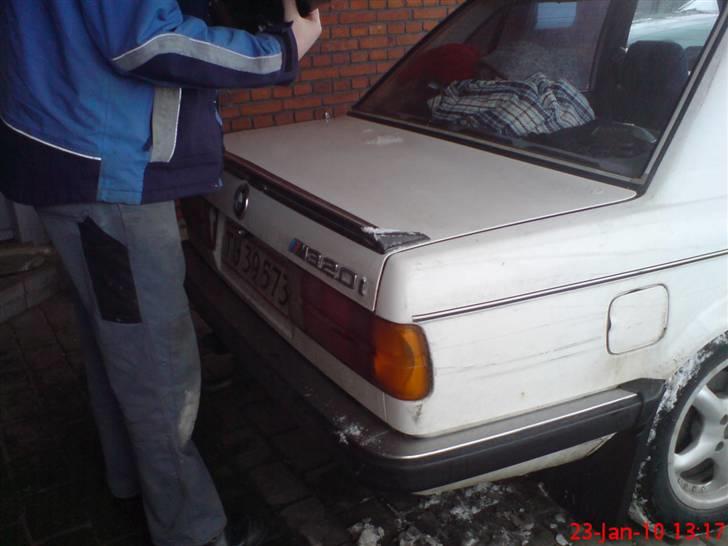 BMW M320i 87(Vinter vogn) VÆK - Æ lille hæk billede 12