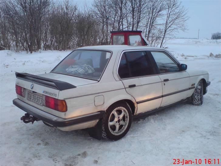 BMW M320i 87(Vinter vogn) VÆK billede 15