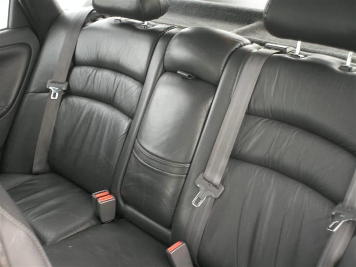 Volvo V40 = SOLGT billede 8