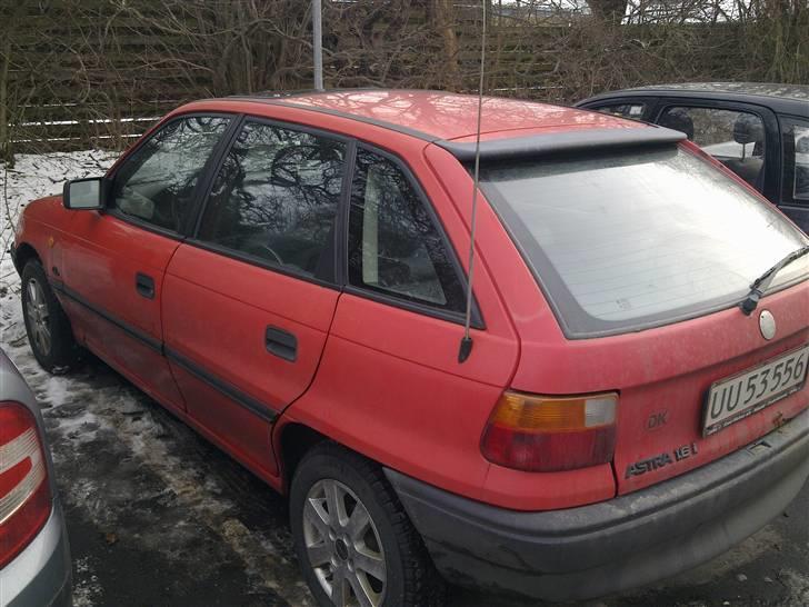 Opel astra F, 1,6i NZ (byttet) billede 5