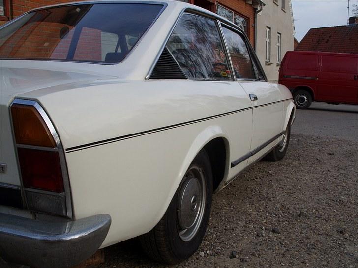 Fiat 124 Sport/Coupé (solgt) billede 8