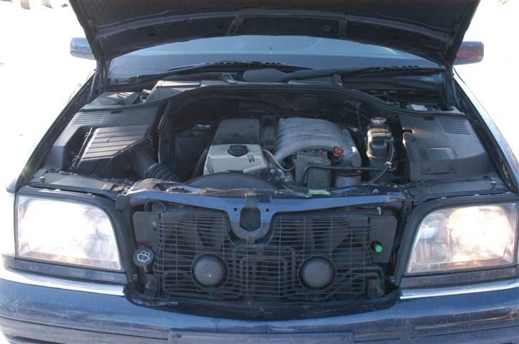 Mercedes Benz S 300 billede 4