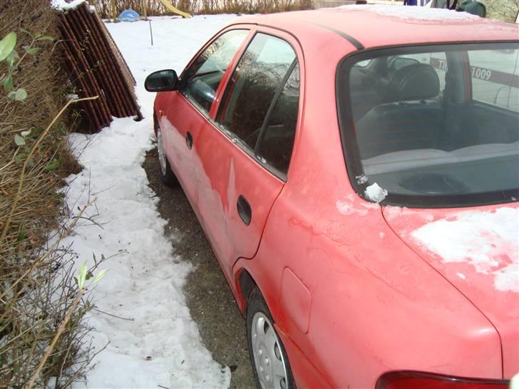 Hyundai accent 1,3 solgt billede 6