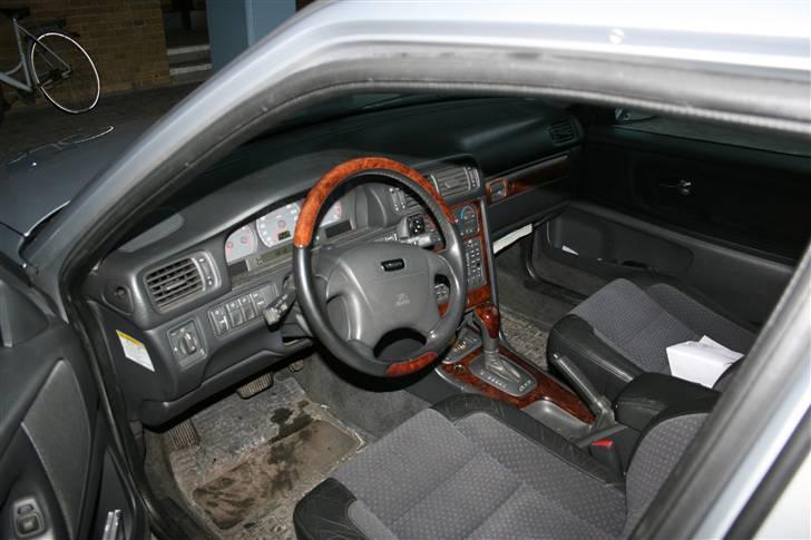 Volvo V 70  billede 10