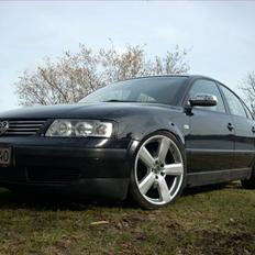 VW       Passat 1.8T [SOLGT]