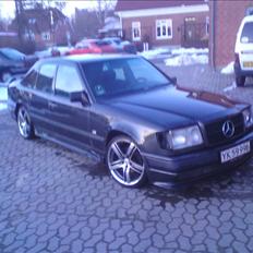 Mercedes Benz 300D w124 SOLGT