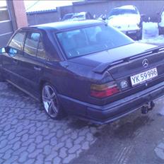 Mercedes Benz 300D w124 SOLGT