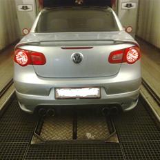 VW eos   {Silver Surfer}