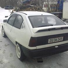 Opel kadett E byttet
