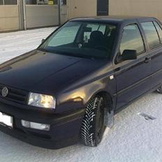 VW Vento  SOLGT