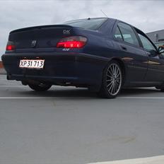 Peugeot 406 1.8 SR