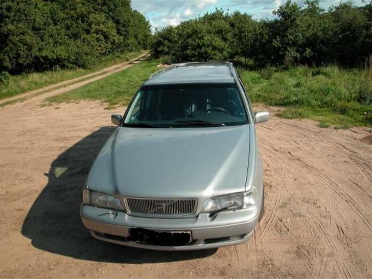 Volvo V 70  billede 1