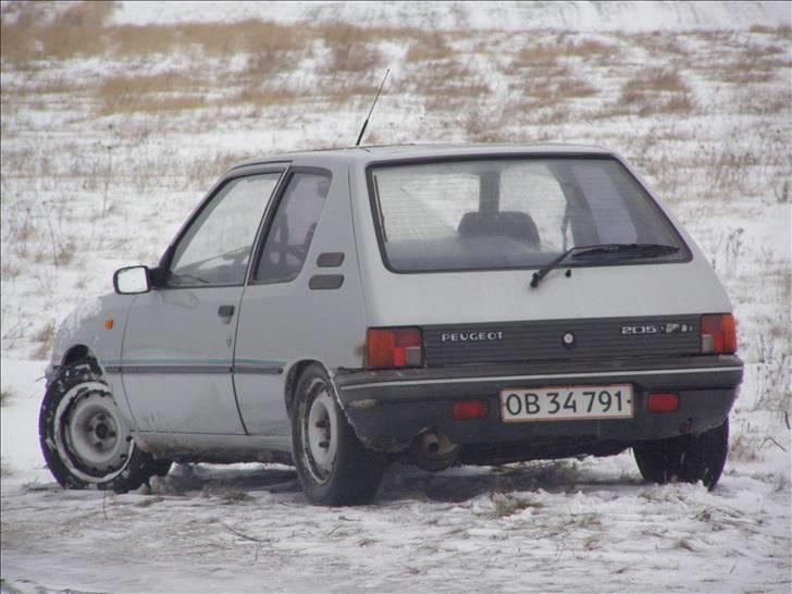 Peugeot 205 sprite billede 1