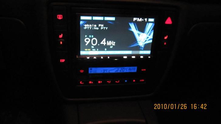 VW Passat 1,9  DK Variant - Så kom der dobbelt din i. billede 18