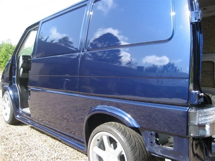 VW TRANSPORTER. SOLGT - samlet lidt efter hjemkomst fra maler billede 8