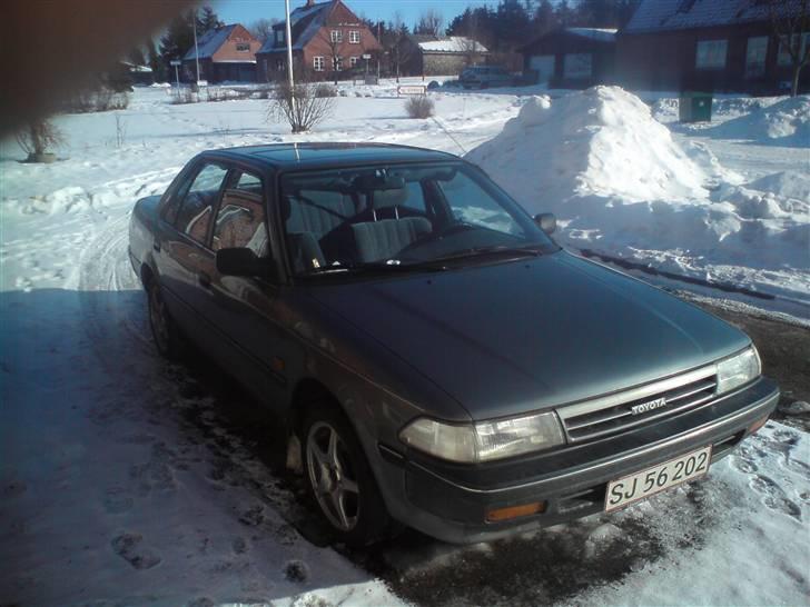 Toyota carina ll er færdig :( billede 1