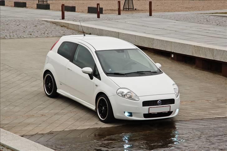 Fiat Grande Punto 1,3JTD solgt billede 1