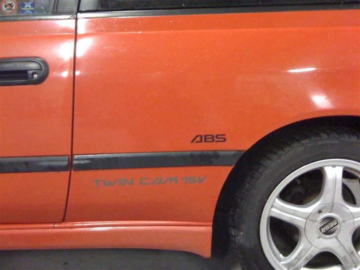 Nissan Sunny SR billede 4