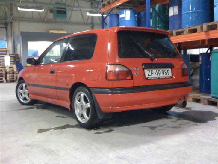 Nissan Sunny SR billede 5