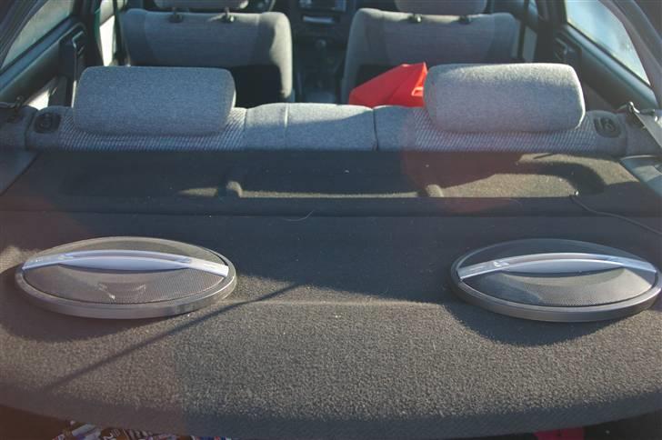 Toyota carina E 1,6 Xli *solgt* billede 5