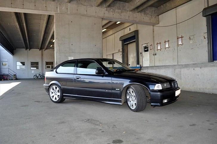 BMW 323TI Compact M billede 20