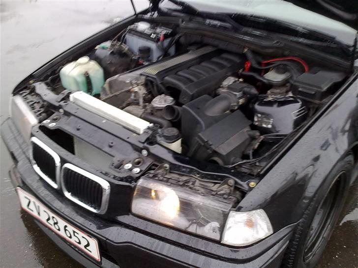 BMW E36  325   ----SOLGT----- billede 8